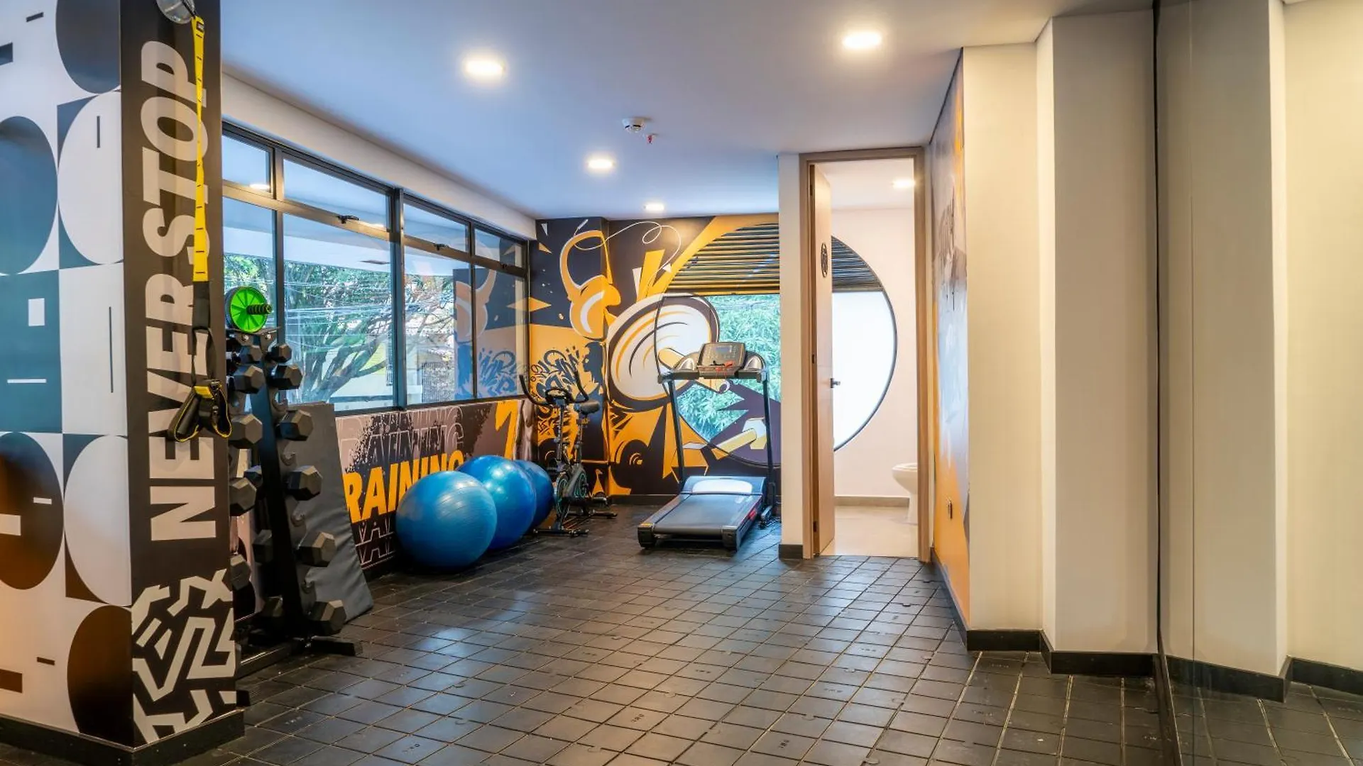 ****  Hotel Living 35 Suites Medellín Colombia
