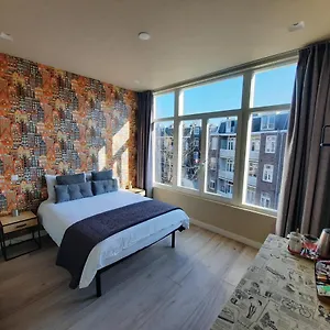 Roomwest Bed & Breakfast Amsterdam